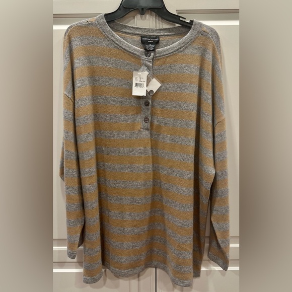 Sutton Studio Sweaters - Sutton Studio NWT 1X 100% Cashmere Sweater Women’s